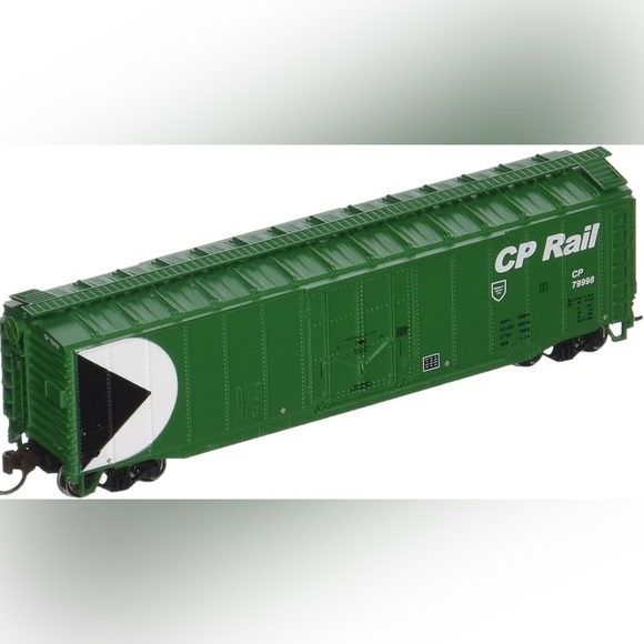 Bachmann Industries CP Rail 50' Plug Door Box Car - Picture 4 of 4